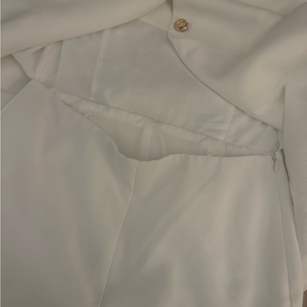 Amanda Uprichard White Blazer with Gold Accent - Picture 5 of 10